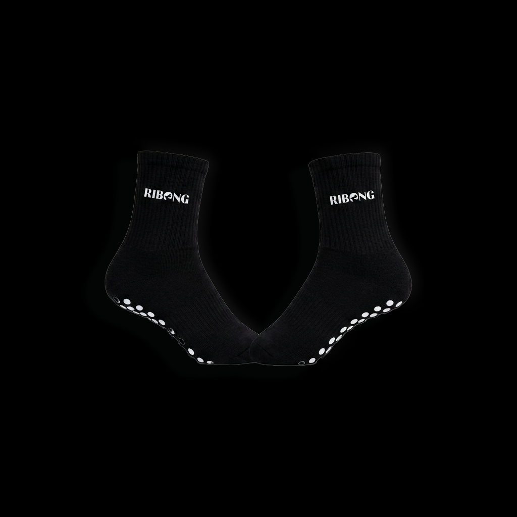Short Grip Socks